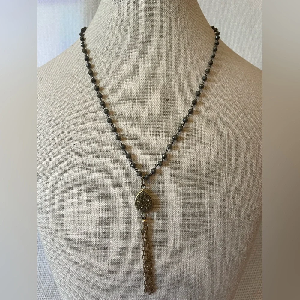 Dainty Beaded Necklace - Picture 1 of 3
